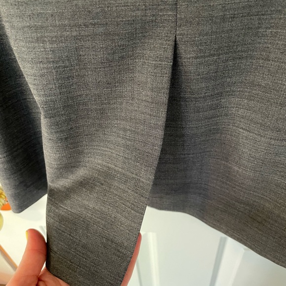 Aritzia Talula - Exeter Boyfriend Blazer (8) - Picture 6 of 9